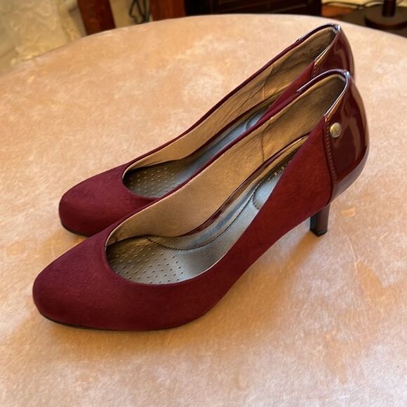 Life Stride Flex SZ 8.5 SOFT SYSTEM Plum Cranberry Pumps EUC - Picture 4 of 10
